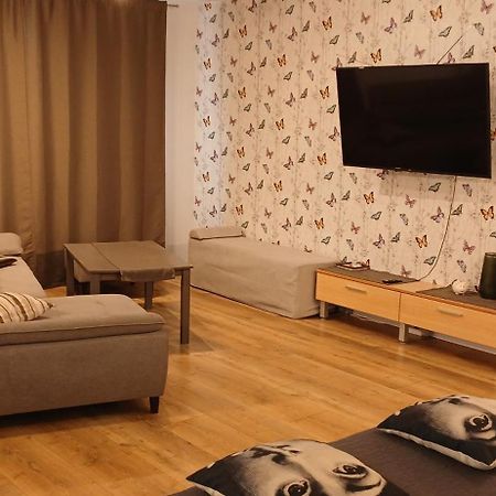 Elite Flats Two Bedroom Utena Ngoại thất bức ảnh