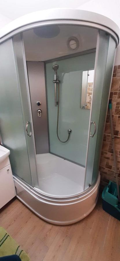 Elite Flats Two Bedroom Utena Ngoại thất bức ảnh
